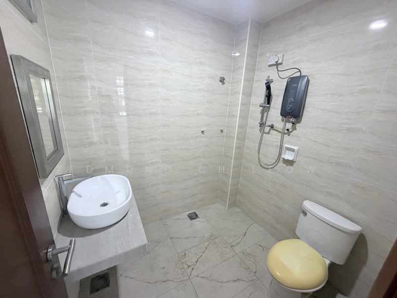 Semi-Detached House for Sale in Jalan Klang Lama (Old Klang Road) (Kuala Lumpur) - Edmund CH Leow - Bathroom - PropertyGuru.com.my