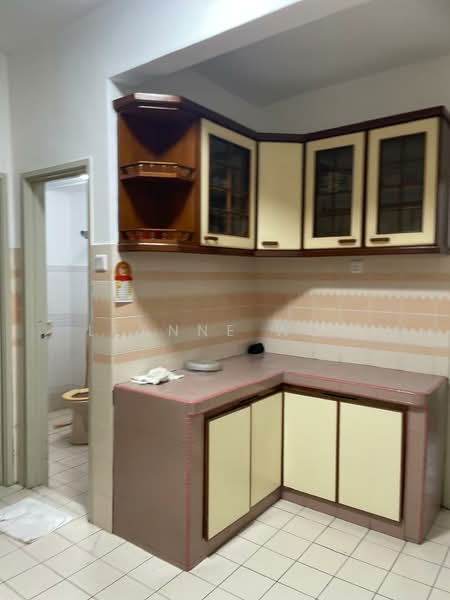 Rumah Teres 2 Tingkat untuk Dijual di Usj 16 (Subang Jaya) - Leanne Woo - Kitchen - PropertyGuru.com.my