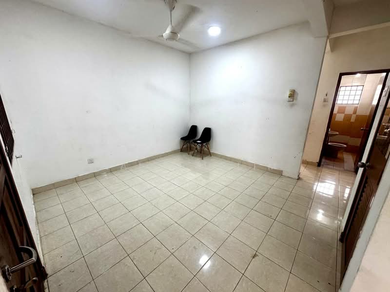 2-storey Terraced House for Sale in Taman Cahaya Alam (Shah Alam) - Hairi Halim - PropertyGuru.com.my