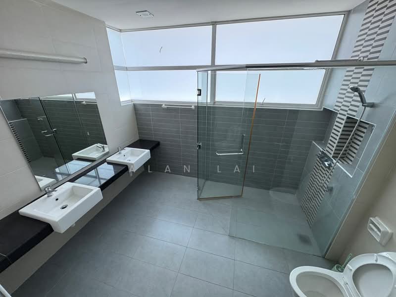 Rumah Berkembar untuk Dijual di Cyberjaya (Selangor) - Alan Lai - Bathroom - PropertyGuru.com.my