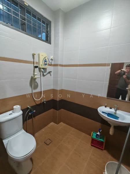 2-storey Terraced House for Sale in Johor Bahru (Johor) - Winson Yap - Bathroom - PropertyGuru.com.my