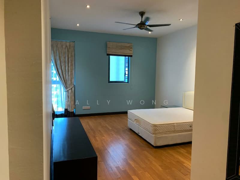 Kondominium untuk Dijual di Cendana - Sally Wong - Bedroom - PropertyGuru.com.my