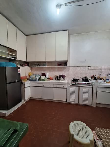 2-storey Terraced House for Sale in Jalan Klang Lama (Old Klang Road) (Kuala Lumpur) - Jackie Chong - Kitchen - PropertyGuru.com.my