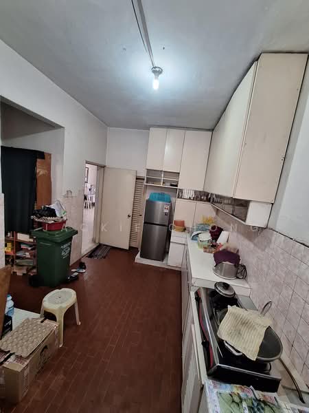 2-storey Terraced House for Sale in Jalan Klang Lama (Old Klang Road) (Kuala Lumpur) - Jackie Chong - Kitchen - PropertyGuru.com.my