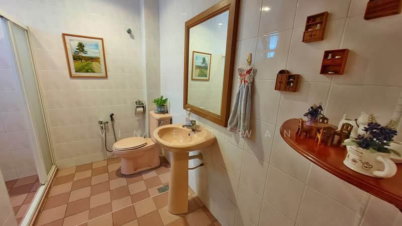 Rumah Banglo untuk Dijual di Seksyen 18 (Petaling Jaya) - Vincent Wan - Bathroom - PropertyGuru.com.my