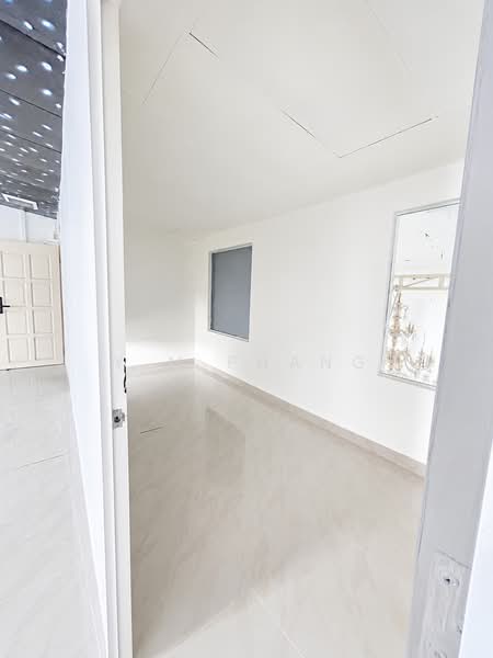 Shop / Office for Rent in Nilai (Negeri Sembilan) - Y M Phang - Interior - PropertyGuru.com.my