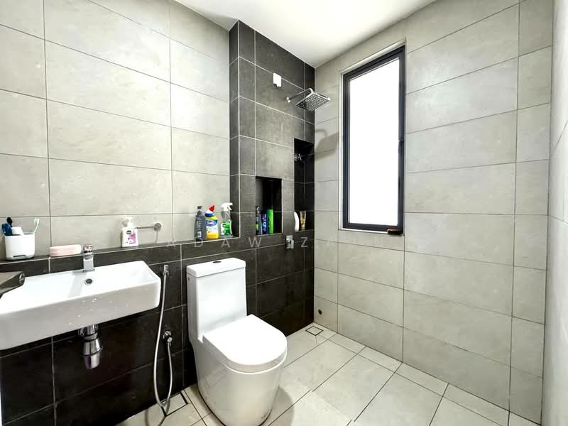 2-storey Terraced House for Sale in Shah Alam (Selangor) - Adaw Zain - Bathroom - PropertyGuru.com.my