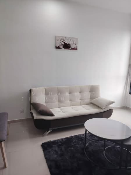 Servis Apartment untuk Disewa di BeCentral @ i-City - Muhammad Firman Hussain - Living Room - PropertyGuru.com.my