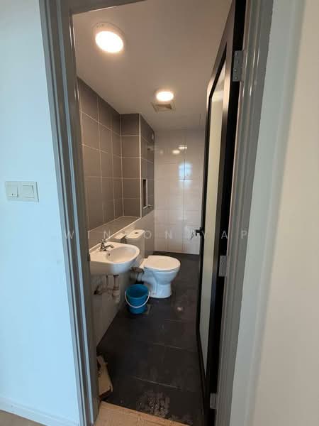 Service Residence for Sale at Sky Gardens Residences - Winson Yap - Bathroom - PropertyGuru.com.my