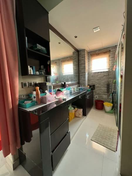 Townhouse for Sale in Bukit Jalil (Kuala Lumpur) - Marcus Keoh - Bathroom - PropertyGuru.com.my