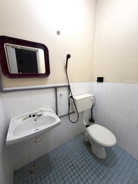 Rumah Teres 1 Tingkat untuk Dijual di Taman Cheras Perdana (Cheras) - Jimmy Ng - Bathroom - PropertyGuru.com.my