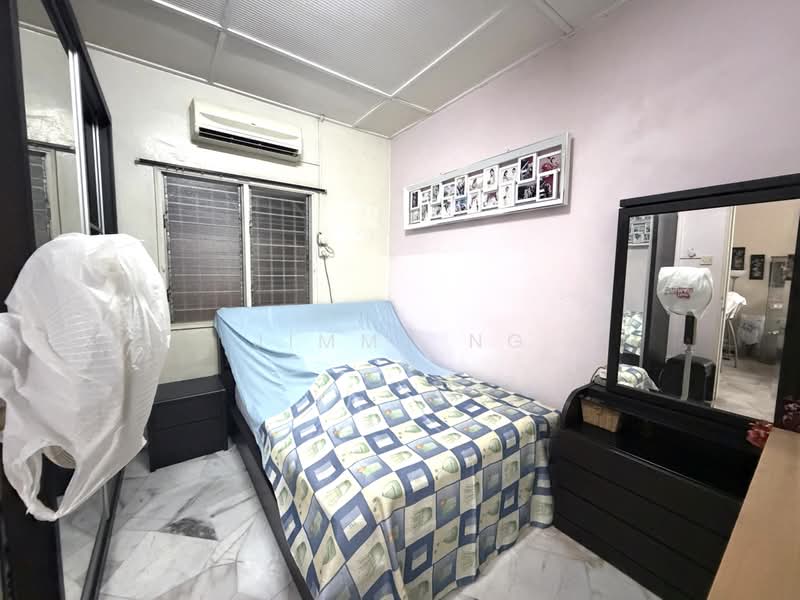 Rumah Teres 1 Tingkat untuk Dijual di Taman Cheras Perdana (Cheras) - Jimmy Ng - Bedroom - PropertyGuru.com.my