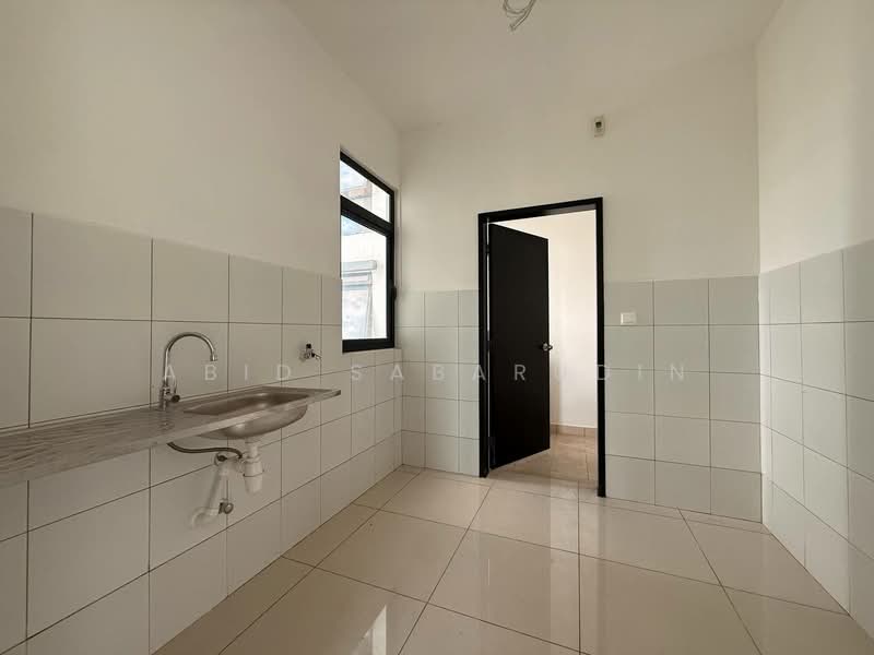 Condominium for Sale at Setia Seraya Residences - Abid Sabarudin - Kitchen - PropertyGuru.com.my