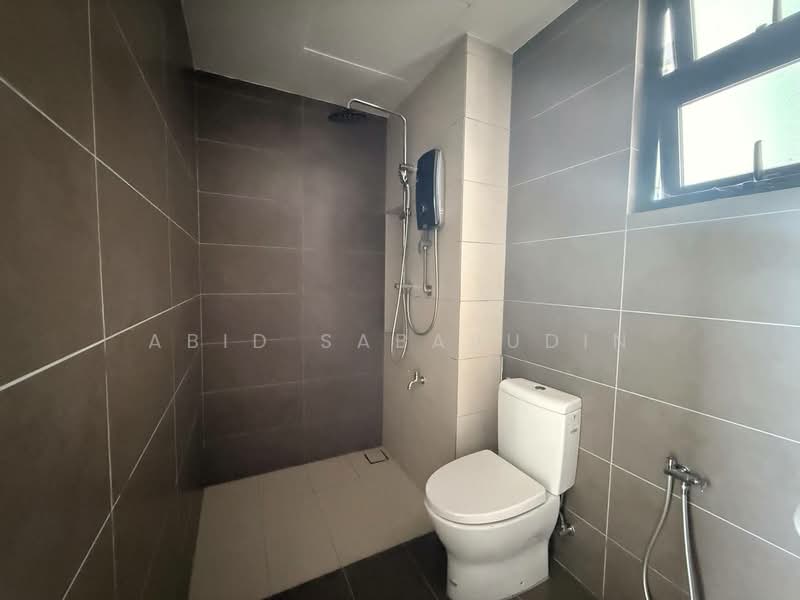 Condominium for Sale at Setia Seraya Residences - Abid Sabarudin - Bathroom - PropertyGuru.com.my