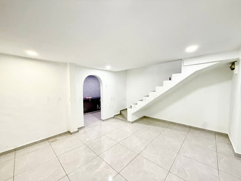 2.5-storey Terraced House for Sale in Bandar Sunway (Sunway) - Faliyana binti Muda - PropertyGuru.com.my