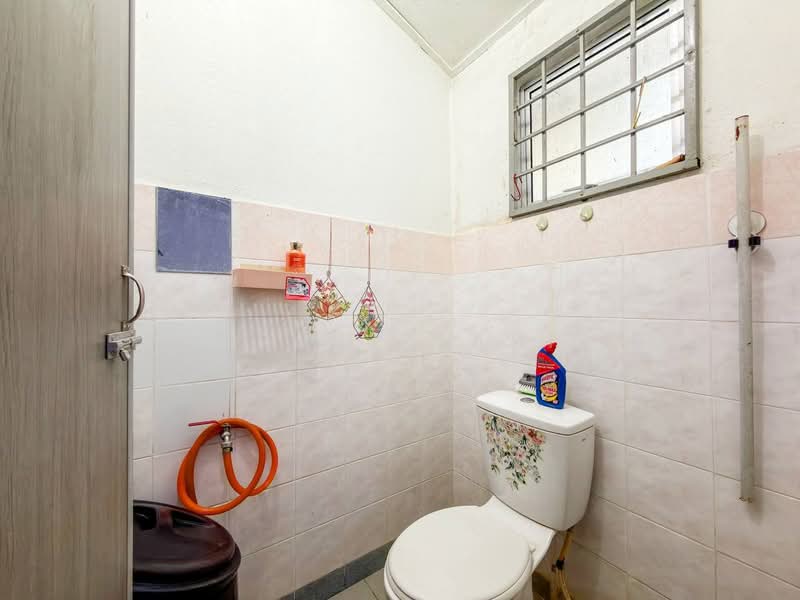 2-storey Terraced House for Sale in Batu Caves (Selangor) - Affan Syahir - Bathroom - PropertyGuru.com.my
