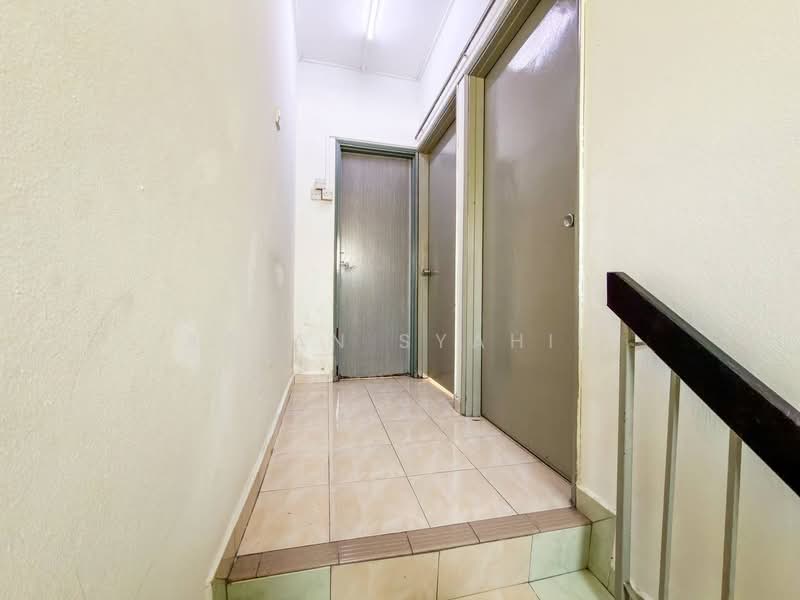 2-storey Terraced House for Sale in Batu Caves (Selangor) - Affan Syahir - Corridor - PropertyGuru.com.my