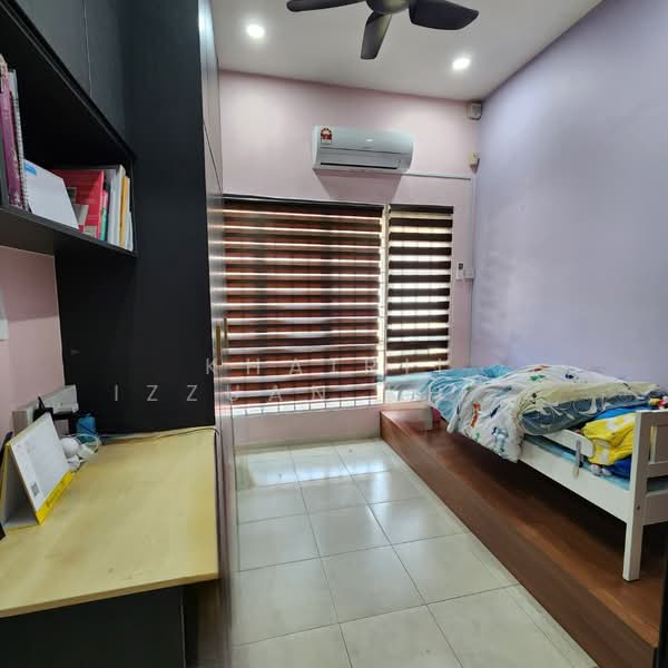 Cluster House for Sale in Sunway Alam Suria (Shah Alam) - Khairil Izzuan Khairuddin - Bedroom - PropertyGuru.com.my