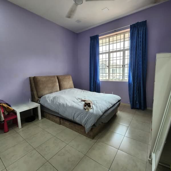Cluster House for Sale in Sunway Alam Suria (Shah Alam) - Khairil Izzuan Khairuddin - Bedroom - PropertyGuru.com.my