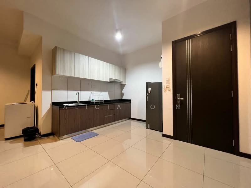 Servis Apartment untuk Disewa di Molek Regency - Alicia Voon - Kitchen - PropertyGuru.com.my