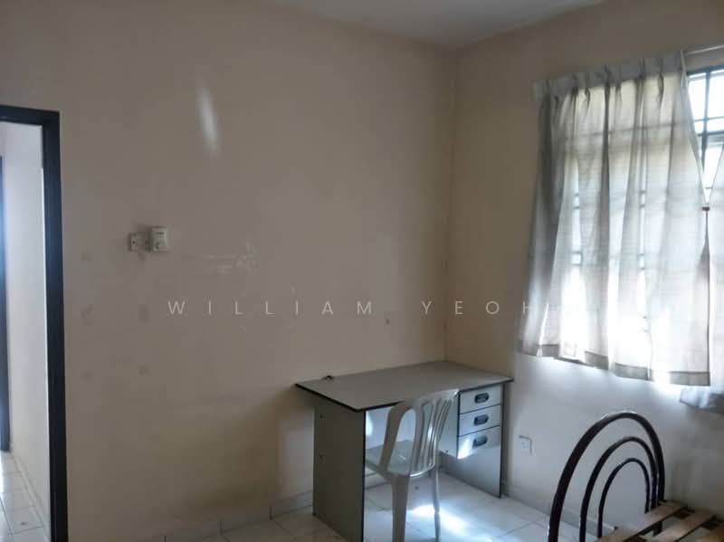Condominium for Sale at Platinum Hill PV 5 - William Yeoh - Bedroom - PropertyGuru.com.my