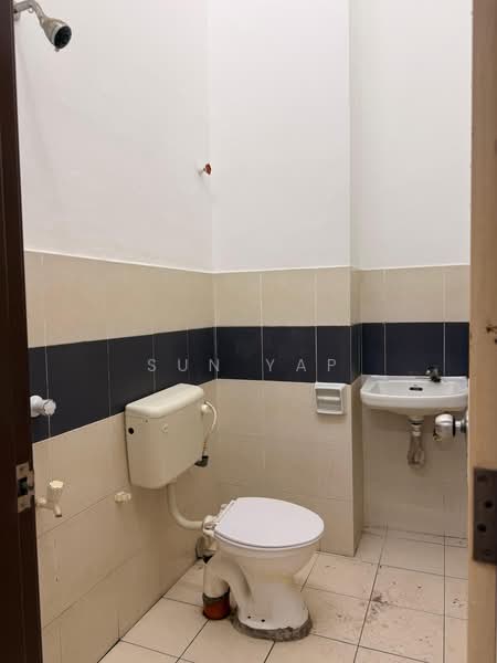 Terraced House for Rent in Kulai (Johor) - Sun Yap - Bathroom - PropertyGuru.com.my