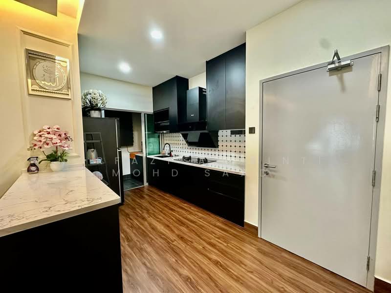 Service Residence for Rent at Serviced Residence @ Razak City Residences (RC Residences) - Norfazilah Binti Mohd Saad - Kitchen - PropertyGuru.com.my