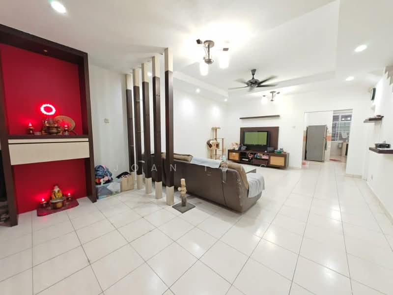 2-storey Terraced House for Sale in Taman Bestari Indah (Ulu Tiram) - Joan Tong - Living Room - PropertyGuru.com.my