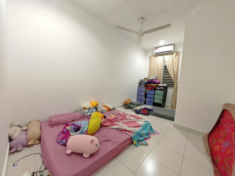 2-storey Terraced House for Sale in Taman Bestari Indah (Ulu Tiram) - Joan Tong - Bedroom - PropertyGuru.com.my