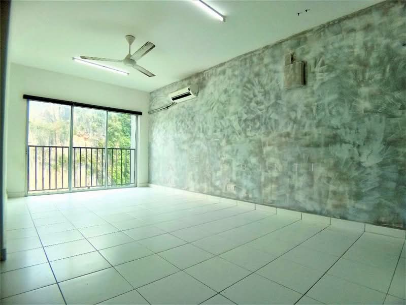 Service Residence for Sale at Amara - Faliyana binti Muda - PropertyGuru.com.my