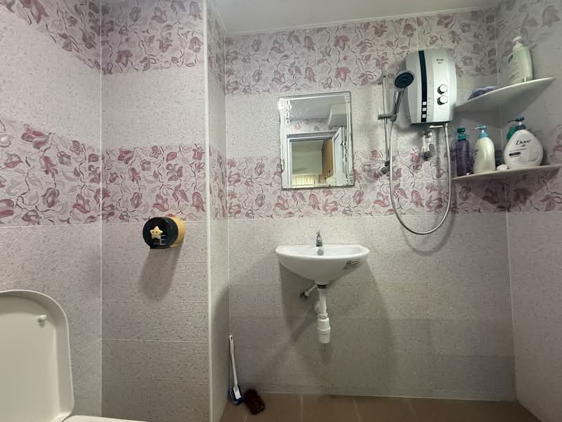 Condominium for Sale at Menara Greenview - Elaine Ooi - Bathroom - PropertyGuru.com.my