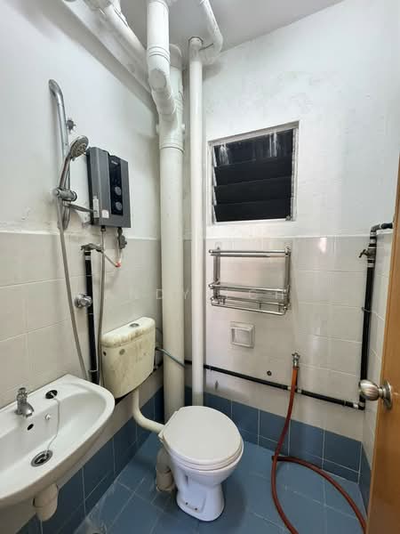 Service Residence for Sale at Suria Kinrara - Andy LCH - Bathroom - PropertyGuru.com.my