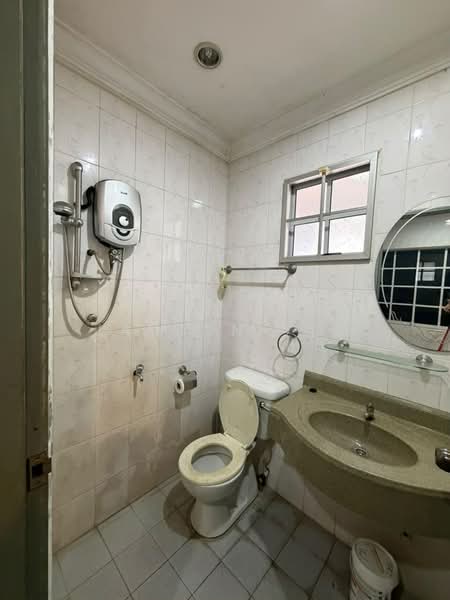 2-storey Terraced House for Sale in Bandar Baru Sri Petaling (Sri Petaling) - Jayden Yee - Bathroom - PropertyGuru.com.my