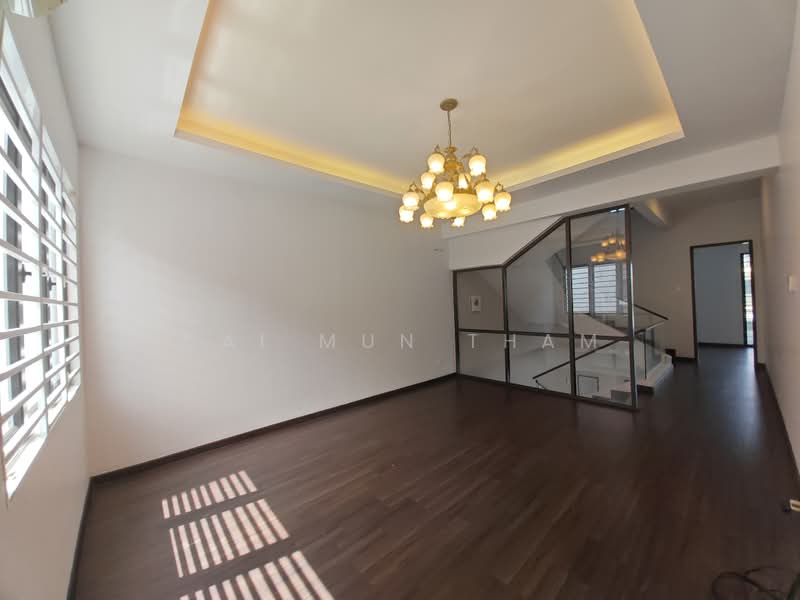 Rumah Berkembar untuk Dijual di Taman Saujana Suria (Kajang) - Wai Mun Tham - PropertyGuru.com.my
