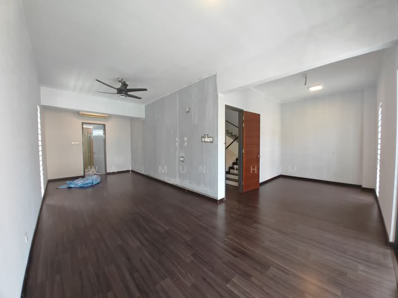 Rumah Berkembar untuk Dijual di Taman Saujana Suria (Kajang) - Wai Mun Tham - PropertyGuru.com.my