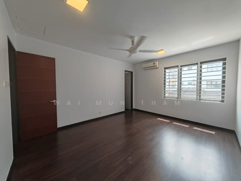 Rumah Berkembar untuk Dijual di Taman Saujana Suria (Kajang) - Wai Mun Tham - PropertyGuru.com.my
