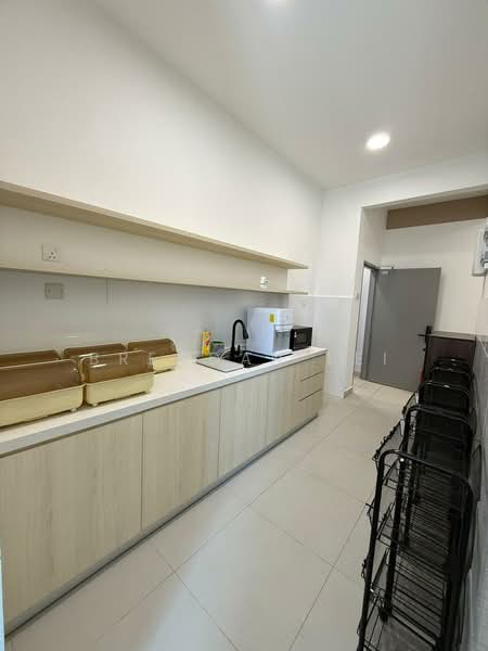 Pangsapuri untuk Disewa di D7 (D'Seven Lagoon Perdana) - Brendan Lei - Kitchen - PropertyGuru.com.my