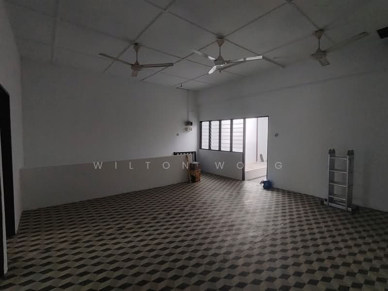 Shop for Rent in Taman Megah Kepong (Kepong) - Wilton Wong - Interior - PropertyGuru.com.my