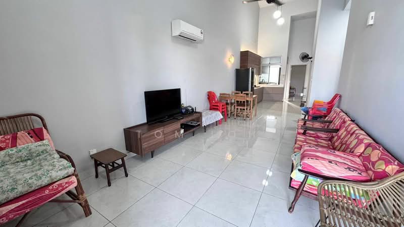 1-storey Terraced House for Rent in Taman Impian Emas (Skudai) - Tom Loh - Living Room - PropertyGuru.com.my
