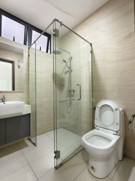 Service Residence for Sale at Crescent Bay Suites (Teluk Bayu) - Yuki Cheng - PropertyGuru.com.my