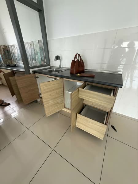 Servis Apartment untuk Disewa di MH Platinum Residence - Kew . - PropertyGuru.com.my