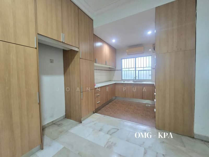 Terraced House for Sale in Bandar Bukit Tinggi (Klang) - Joanne Pua - Kitchen - PropertyGuru.com.my