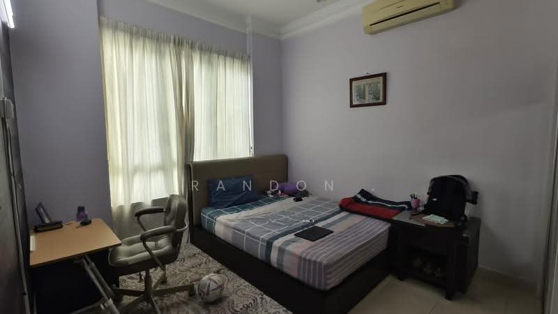 Kondominium untuk Dijual di Riana Green East - Brandon . - Bedroom - PropertyGuru.com.my