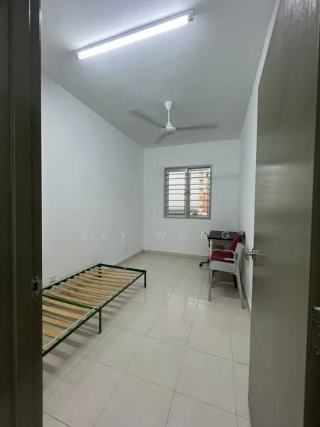 Apartment for Sale at Aronia - Sky Wong - Bedroom - PropertyGuru.com.my