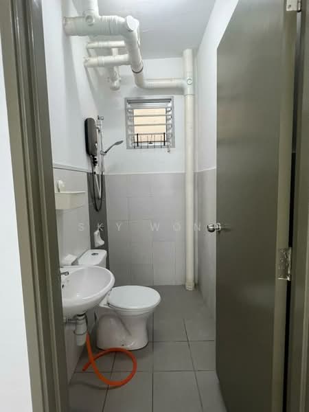 Apartment for Sale at Aronia - Sky Wong - Bathroom - PropertyGuru.com.my