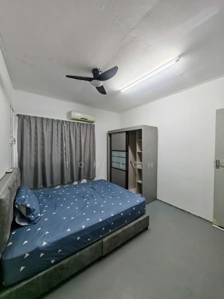 2-storey Terraced House for Rent in Taman Damai Jaya (Skudai) - Tom Loh - Bedroom - PropertyGuru.com.my