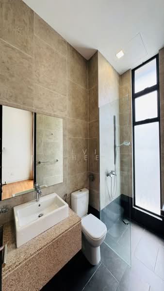 Bungalow House for Sale in East Ledang (Iskandar Puteri (Nusajaya)) - Kelvin Chee - Bathroom - PropertyGuru.com.my