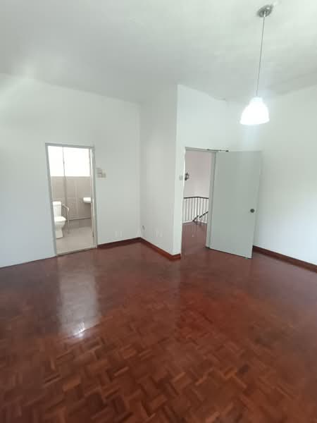 2-storey Terraced House for Sale in Taman Overseas Union (Taman Oug) (Jalan Klang Lama (Old Klang Road)) - Han . - Interior - PropertyGuru.com.my