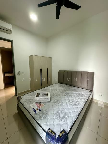 Service Residence for Sale at Fortune Centra - Jasemin Chia - Bedroom - PropertyGuru.com.my