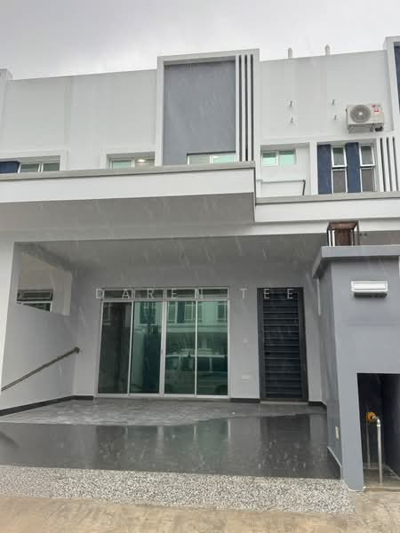 2-storey Terraced House for Rent in Bandar Dato Onn (Tebrau) - Daren Tee - Exterior - PropertyGuru.com.my
